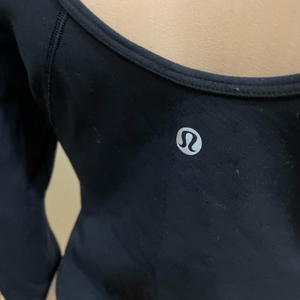 Lululemon Women's Black V-Neck Top - Picture 8 of 16
